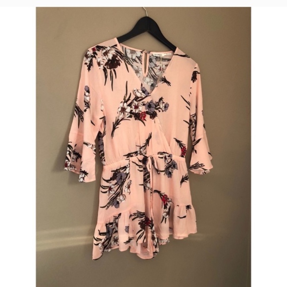 Floral Print Romper - Picture 2 of 3
